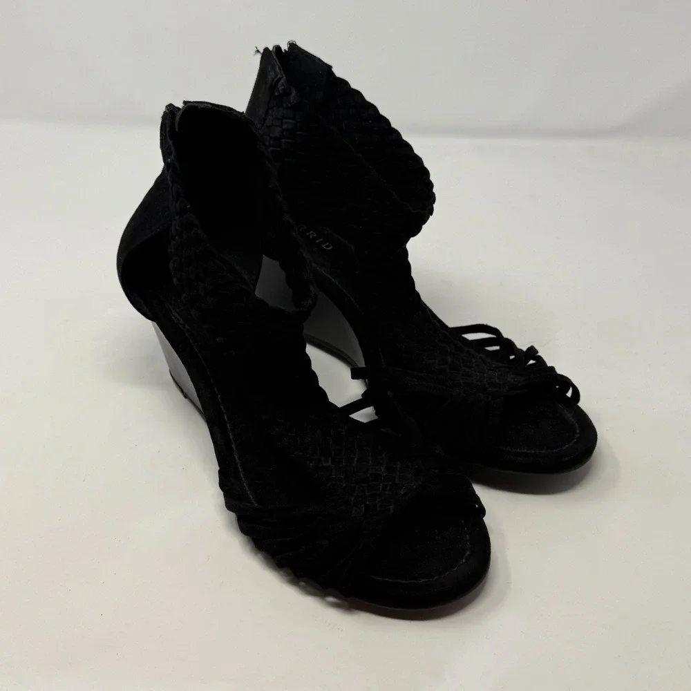 Torrid Black Braided T-Strap Midi Wedge Sandals Open Toe Back Zip  8W